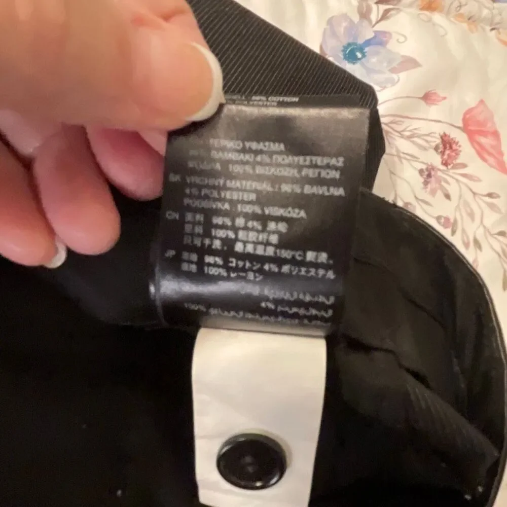 H&M Men’s Black Pinstriped Pants/Trousers